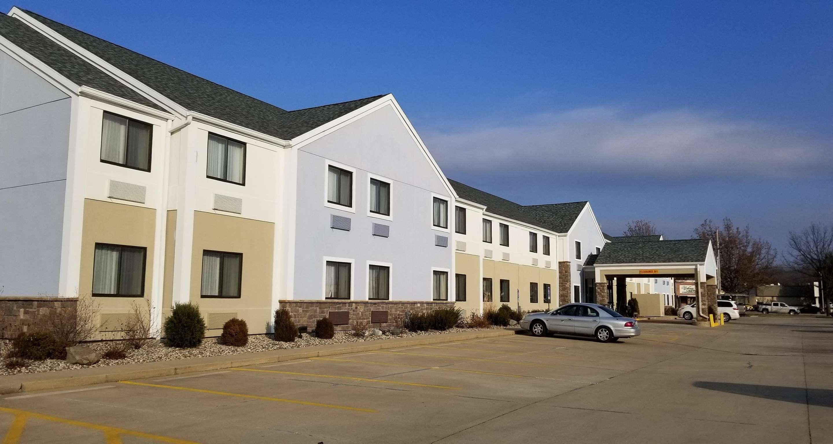 Best Western University Inn Urbana Esterno foto