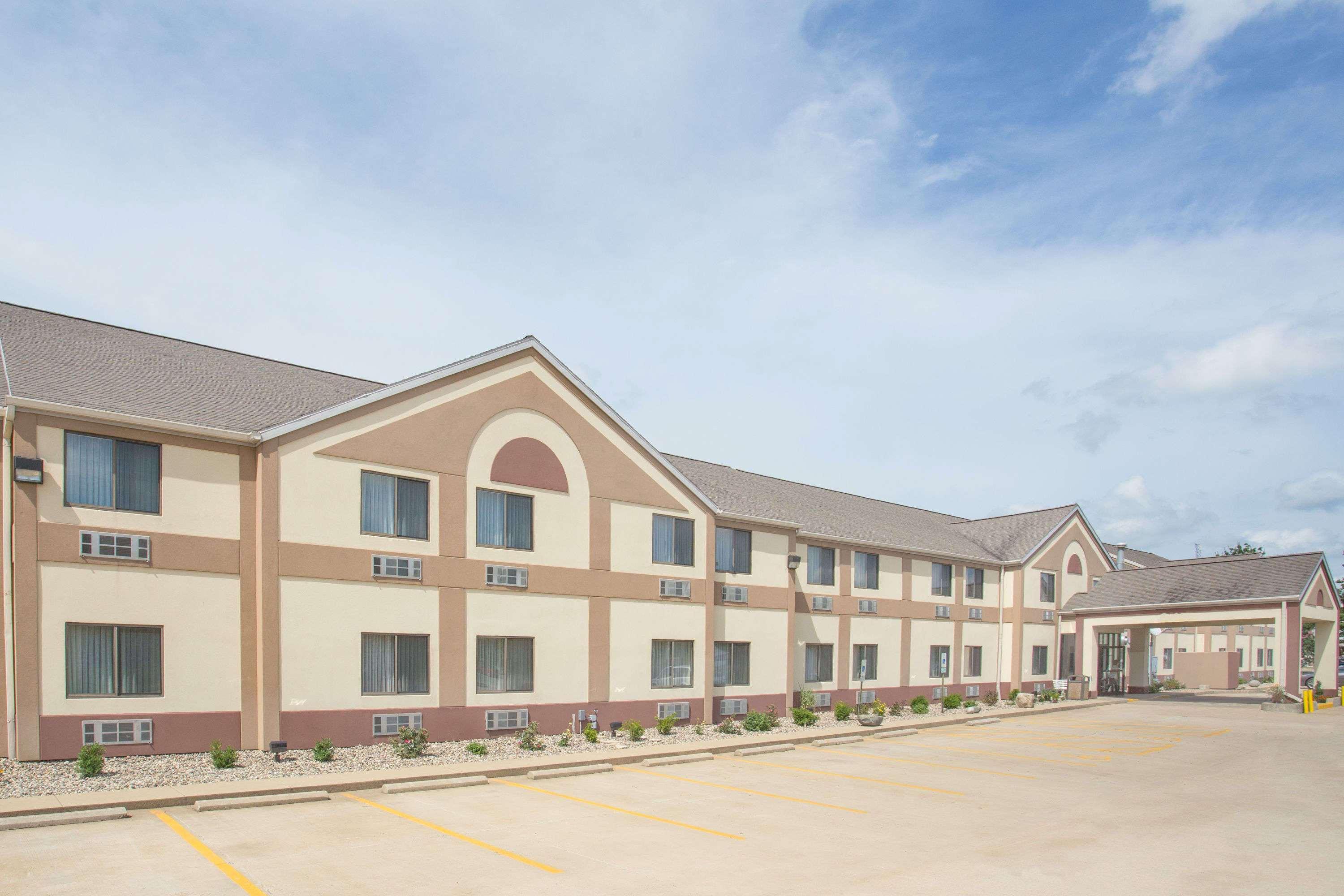 Best Western University Inn Urbana Esterno foto